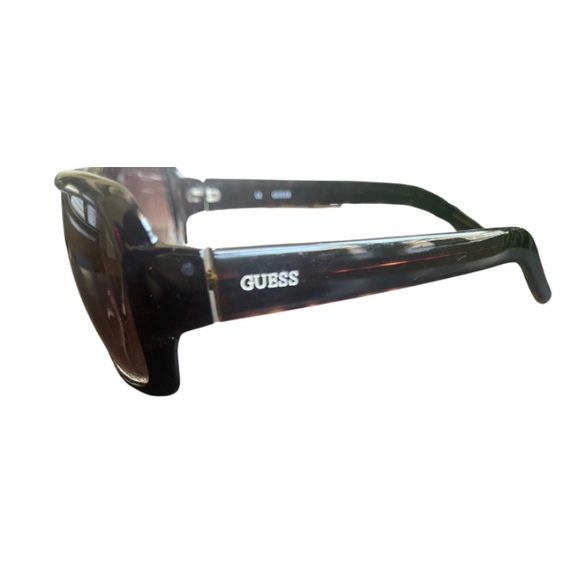 Vintage Guess Sunglasses in Black - Picture 3 of 5